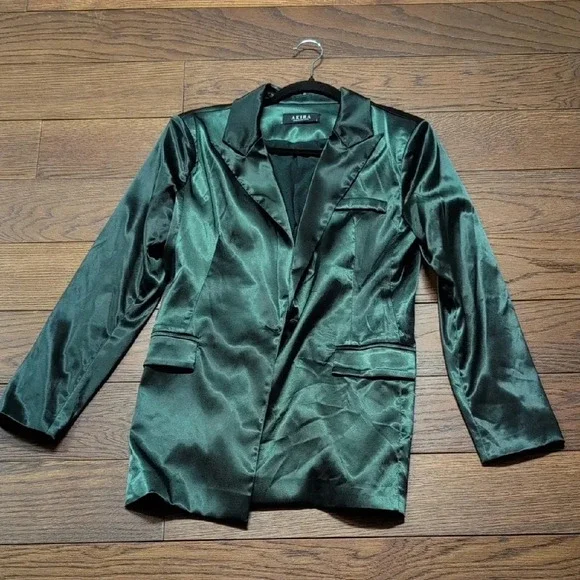 Akira Label - All The Right Moves Satin Blazer - Picture 9 of 9